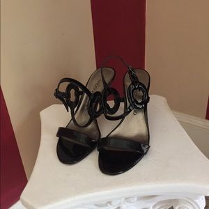 Black patient sandals